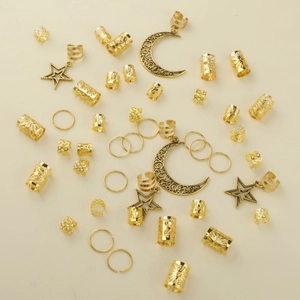 45pcs bijoux de dreadlocks dorés avec pendentifs lune étoile et anneaux de cheveux métal