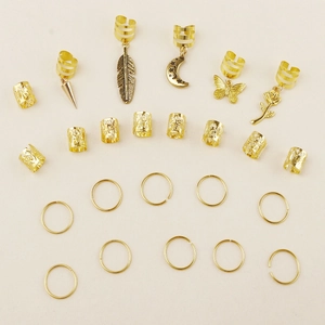 Set 22 pezzi di anelli per capelli dorati con ciondoli a farfalla e foglia per trecce