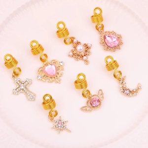 Lot de bagues de tresse dorées avec cristaux roses, pendentifs cœur et étoile