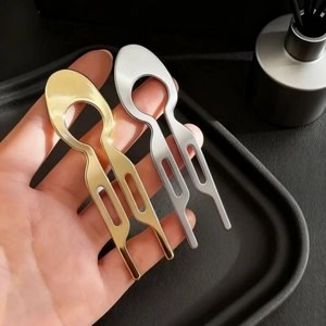 Minimalist Metal U Shaped Hair Stick Geometric Hollow Out Fish Hair Fork Elegant Bun Holder For Women Gold Silver Jewelry