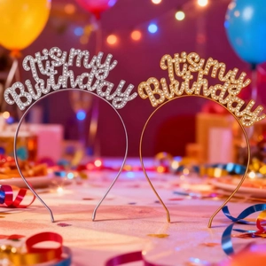 Detail der gold- und silberfarbenen It's my Birthday Haarreifen mit Strasssteinen