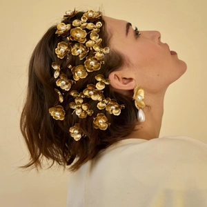 Pince à Cheveux Fleur en Alliage Doré Style Français Vintage Avec Künstliche Perle d'Imitation Métal Brossé Accessoire Cheveux Élégant Femme