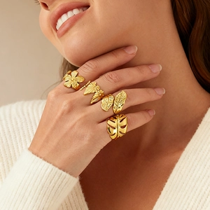 Bague en Acier Inoxydable pour Femme Plaqué Or 18K Ouverte Ajustable Fleur Feuille de Monstera Bijoux de Mode Cadeau