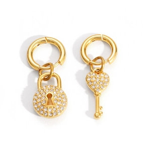 Boucles d'oreilles plaquées or 18K en acier inoxydable avec cadenas et clé en forme de cœur