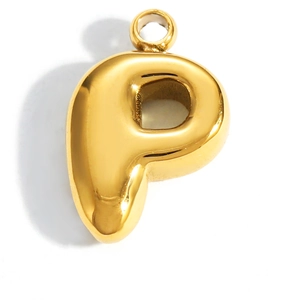 Ciondolo a lettera P in oro 3D con finitura a specchio lucida e anello di aggancio