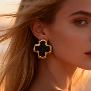 Boucles d'Oreilles Clous Croix en Acier Inoxydable Plaquées Or 18K pour Femmes Boucles d'Oreilles Émail Géométriques Rétro Bijoux