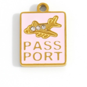 Pendentif passeport doré détaillé avec avion en cristal et finition en émail rose