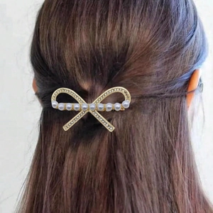 Elegant Alloy Artificial Pearl Rhinestone Bow Hair Clip French Vintage Gold Duckbill Clip Hair Accessories For Women Daily Party