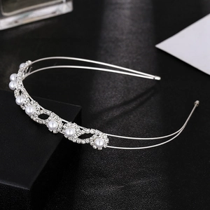 Double-layer crystal pearl headband with floral rhinestone patterns for brides