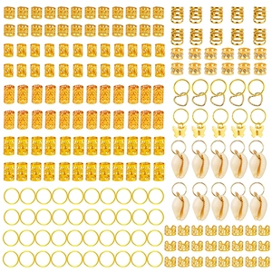 Vista dettagliata del set di 202 accessori per capelli dorati con ciondoli a conchiglia