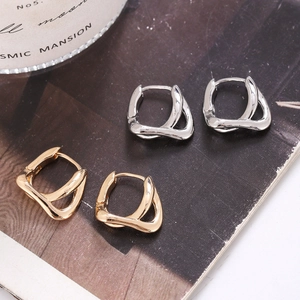 Boucles d'Oreilles Créoles Géométriques Torsadées en Cuivre Minimaliste Femme Design Ligne Irrégulière Avec Tige en Acier
