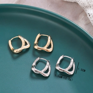 Créoles géométriques torsadées minimalistes en or et argent, taille 1,7x1,5 cm