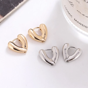 Orecchini a cerchio a forma di cuore spessi minimalisti in finitura oro e argento