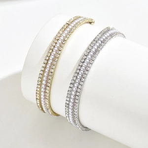 Bracciale da sposa a spirale a tre file con strass e perle in oro e argento