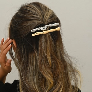 Pince à Cheveux Ondulée en Alliage Moderne Minimaliste Métal Liquide Barrette Polie Géométrique à Ressort pour Accessoires Cheveux