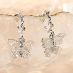 Orecchini pendenti a farfalla eleganti con cristalli di zircone e ganci a vite in argento