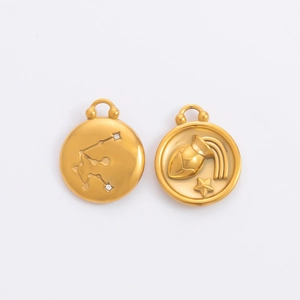 Pendentif zodiaque en or 18K avec constellation Verseau et pierres de zircon blanc