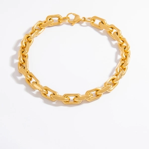 Detailed view of heavy duty 18k gold plated chain bracelet with lobster clasp closure