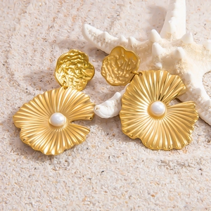 Pendientes de Perlas Artificiales de Acero Inoxidable de Gran Tamaño Vintage para Mujer Pendientes de Pétalos de Flores Arrugadas Chapados en Oro 18K