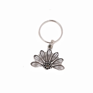 Retro silver alloy spiral hair braid charm with vintage floral petal pendant design