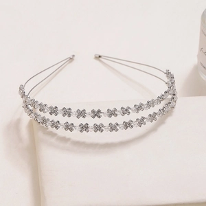 Serre-tête de mariée argenté à double couche avec décoration de strass étincelants en X
