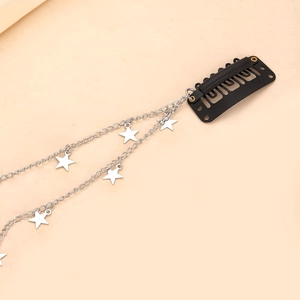 Catena per capelli Y2K con stelle argentate e clip nera invisibile per extension