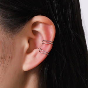 Minimalistische silberne U-förmige Ear Cuffs ohne Ohrloch im Doppelpack Schmuckset
