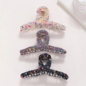 Sweet Cute Colorful Yarn Wrapped Cross Hair Claw Clip Large Autumn Winter Plush Hairpin Handmade Women Hair Accessories