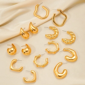 Boucles d'Oreilles Minimalistes en Métal Doré Forme de C Géométrique Irrégulière Goutte d'Eau Bambou Torsadé Croissant Créoles Bijoux pour Femmes