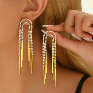 Élégantes Boucles d'Oreilles Pendantes à Gland Doré pour Femmes Boucles d'Oreilles Géométriques Incrustées de Strass Bijoux de Mode