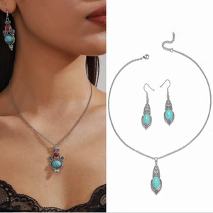 Vintage Bohemian Alloy Artificial Turquoise Necklace And Earrings Jewelry Set Antique Silver Teardrop Jewelry Set For Women