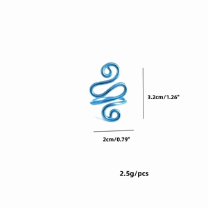 Blauwe gedraaide metalen haakring gereedschap met afmetingen 3,2 cm hoog en 2,0 cm breed