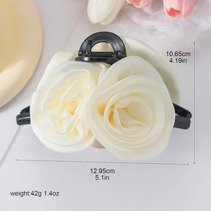 Detailed dimensions of the silk cream rose hair claw clip showing size and weight parameters