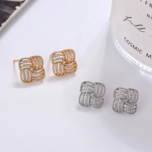 Boucles d'Oreilles Clous Carrées Tressées Élégantes Avec Tige en Argent Sterling 925 Zircon Incrusté Bijoux de Luxe en Alliage pour Femmes Style Trajet