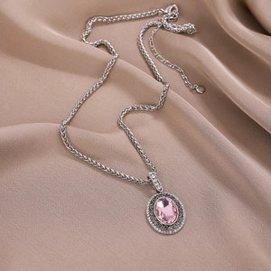 Collier Pendentif Cristal Rose Ovale Vintage Alliage Plaqué Argent Fleur Ajourée Strass Chaîne de Blé Bijoux Pour Femmes Fête