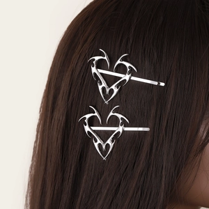 Fermaglio per Capelli a Cuore Spigoloso Gotico in Metallo Stile Tribale Y2K Individualista Forcina in Lega per Donna Accessori Capelli Punk