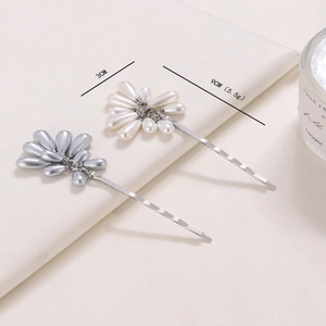 Vintage Korean style pearl flower hair clips in cream white and metallic gray finishes