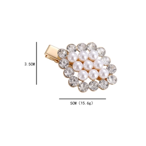Fashion duckbill hair clip with hollow rhombus rhinestones and pearls in gold finish