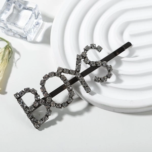 Funkelnde BOSS Buchstaben Haarklammer mit Strasssteinen und minimalistischer Metallspange