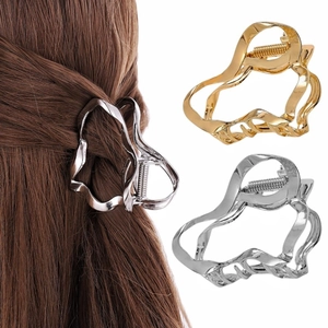 Women Minimalist Irregular Liquid Metal Hair Claw Clip Hollow Geometric Wave Shark Clip Gold Silver Hair Accessories