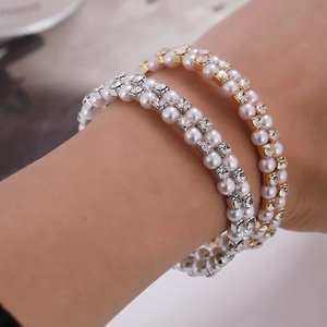 Bracelet Spirale Multicouche Élégant en Alliage avec Künstliche Perles d'Imitation et Strass Femme Mariage Fête Bijoux Or Argent