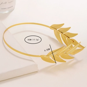 Detail view of golden laurel leaf headband showing length of 45cm and weight of 17.2g
