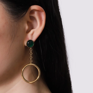 Boucles d'oreilles rétro à franges avec pierres vert foncé et finition or vintage