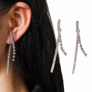 Boucles d'Oreilles Clous Longues à Franges en Strass pour Femmes Deux Façons de Porter Tige en Acier Inoxydable Bijoux Géométriques Étincelants