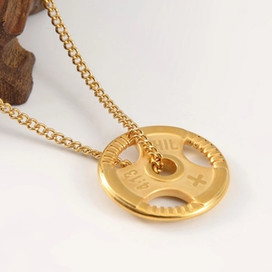 Gouden fitness halter schijf ketting met PHIL 4:13 gravure op gepolijst staal