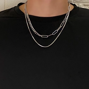 Collier double épaisseur en acier titane avec maille gourmette, trombone et serpent