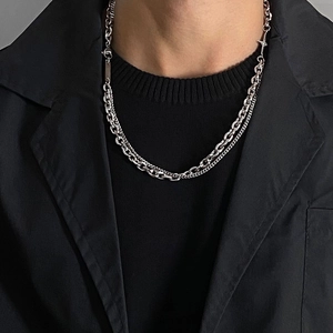Collier ras du cou double couche en acier argenté avec pendentif croix pour homme