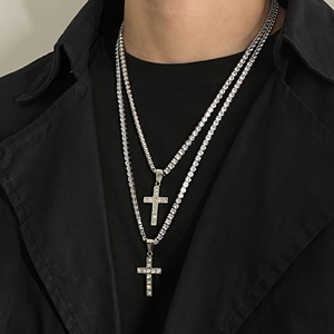 Collana Hip Hop con Ciondolo a Croce in Acciaio Inossidabile con Zirconia Catena Tennis Argento Gioielli Street di Tendenza Uomo Donna