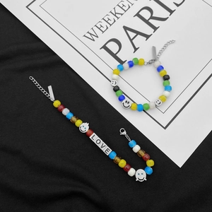 Bracelet de perles colorées hip hop avec breloque smiley et cubes LOVE pour couples