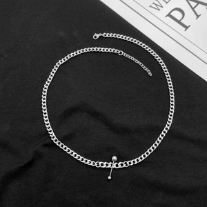 Collier minimaliste à mailles cubaines en acier inoxydable argenté avec fermoir à bascule